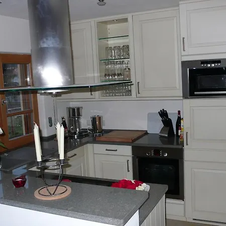 בית נופש Ferienhaus Am Katzenbach גרמיש-פרטנקירכן